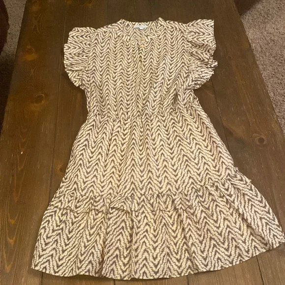 Joie Krystina C Dress in Melon Silk Cotton Blend. Size Medium - Picture 4 of 8